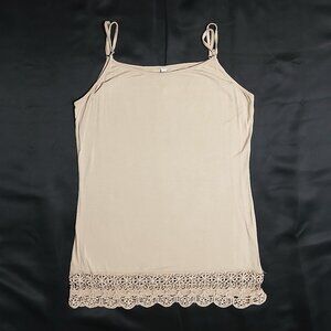 Monoreno Cream Lace Hem Camisole Tank Top Size Large Boho Adjustable Strap